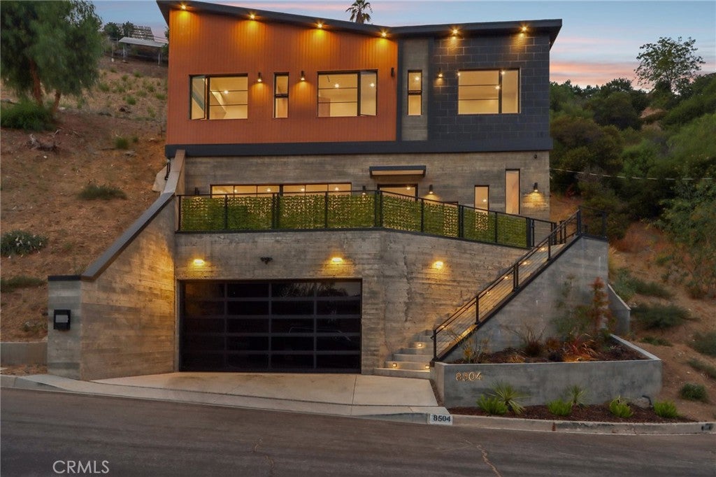 8504 Outland View Drive