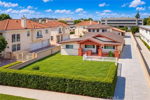 Photo of 523 N Lincoln AVE, Monterey Park, CA 91755 (MLS # WS26229686)