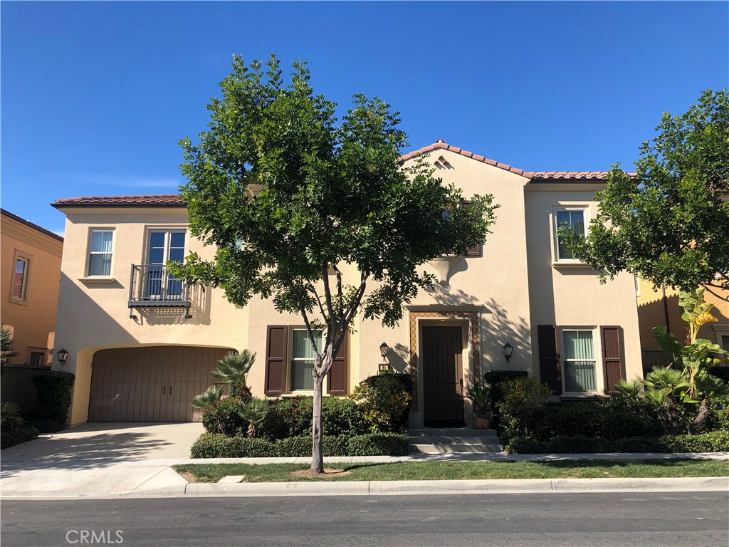 Beautiful 2014 built home located in the lovely Mulberry community of Cypress Village in Irvine. This highly desirable two story
detached single family home features 4 bedrooms, 2 baths upstairs, and one bedroom with ensuite 3/4 bath on main floor with separate entrance from backyard. Crown moldings, recessed lighting and carpet throughout. Living room opens up to gourmet kitchen with large island, granite counter tops, stainless steel appliances, white raised panel cabinetry and large walk in pantry. 2 car attached garage, powder room and laundry room. Home also features a private yard with nice patio area and conveniently located near Cypress Elementary School, award winning Jeffrey Trail Middle School, and Woodbury Town Center. Community amenities include swimming pool, spa, playground, parks, tennis court and BBQ.
