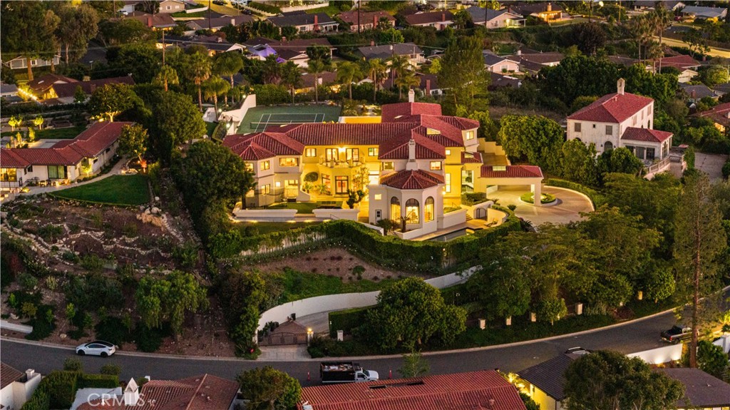 2228 Via Cerritos