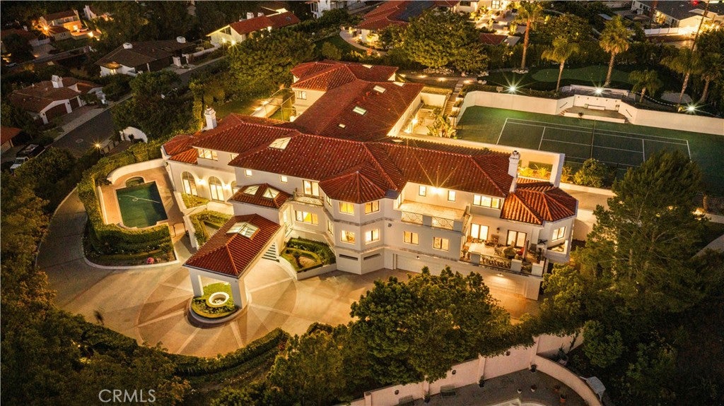 2228 Via Cerritos