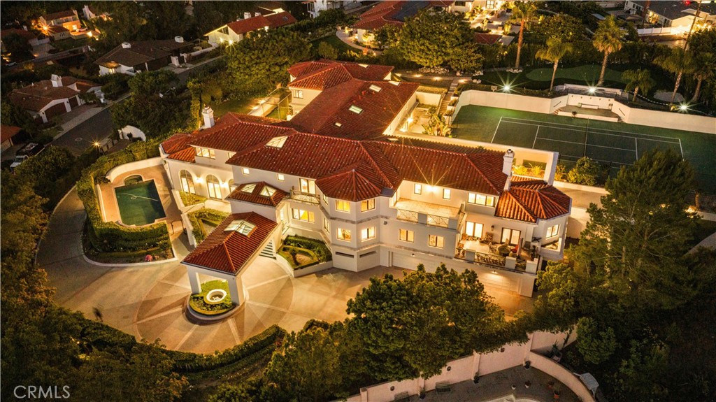 2228 Via Cerritos