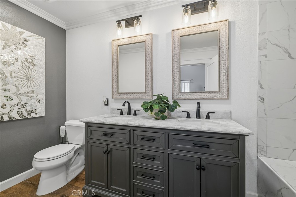 Vista Valencia (VVAL) - Residential