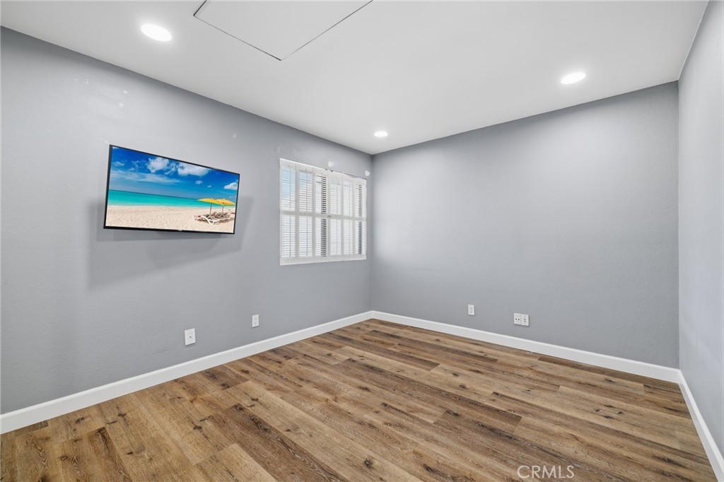 Vista Valencia (VVAL) - Residential