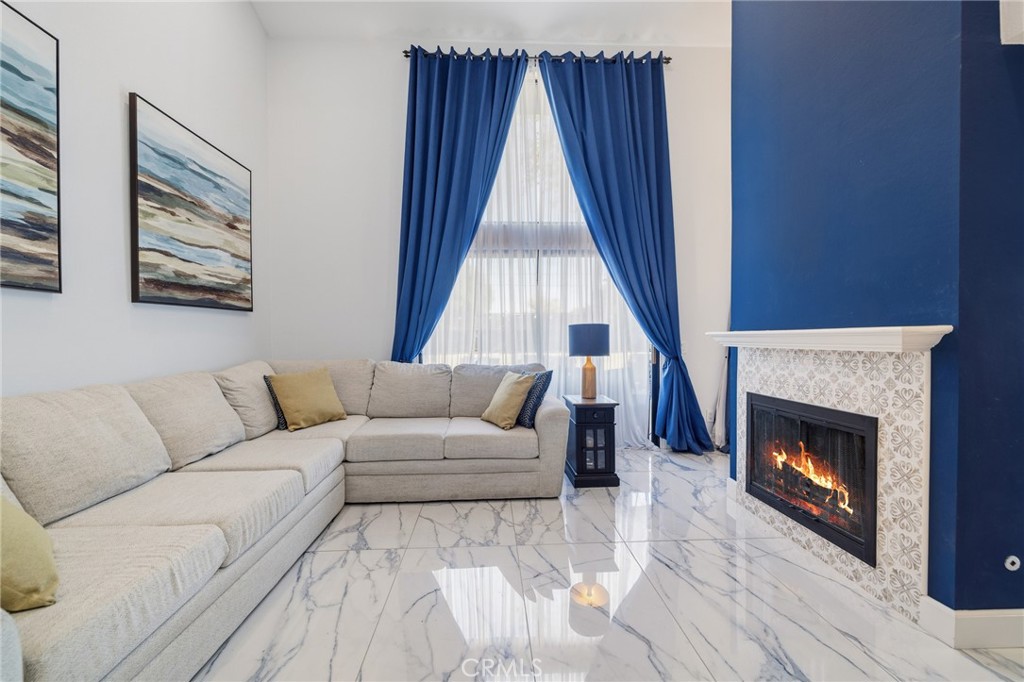 Vista Valencia (VVAL) - Residential