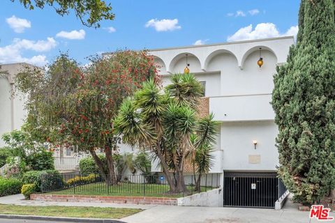 525 N Hayworth Avenue Los Angeles CA 90048