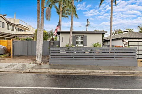 Photo of 115 W Mariposa, San Clemente, CA 92672 (MLS # OC26227966)