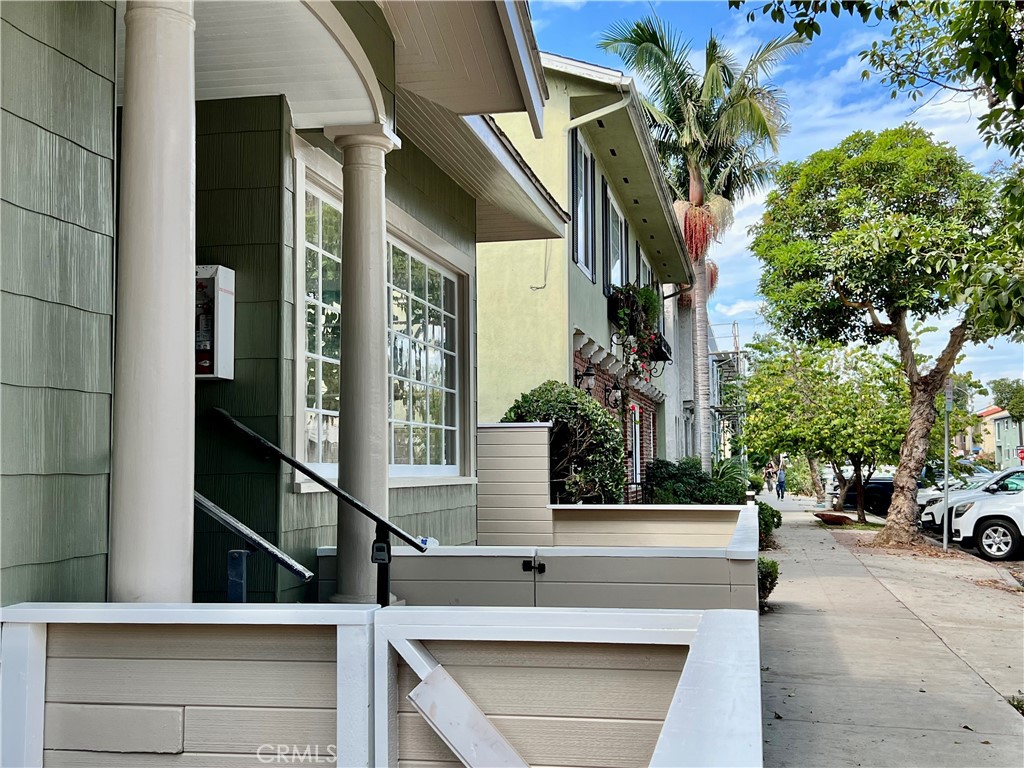 Alamitos Beach (AB) - Residential Lease