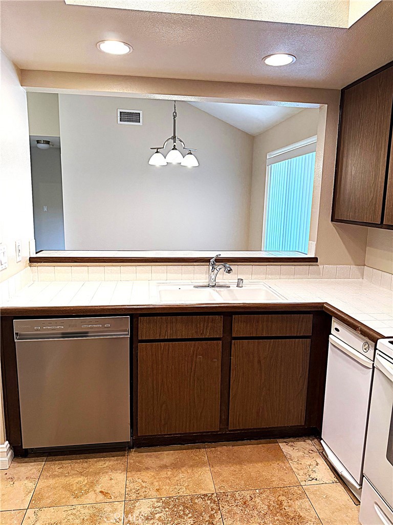 Canyon Rim Villas - Residential Lease