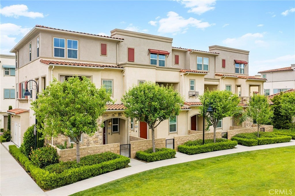 1601 St Simon Circle D