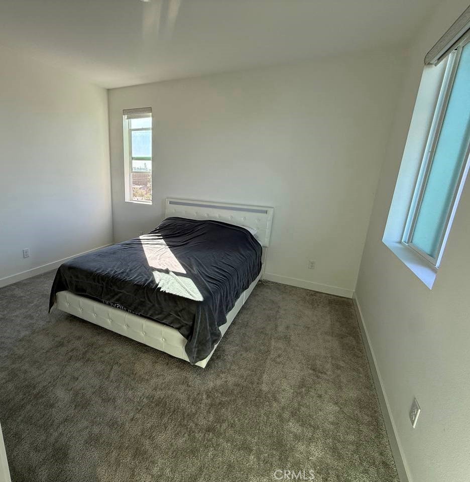 2317 W Broadway 35