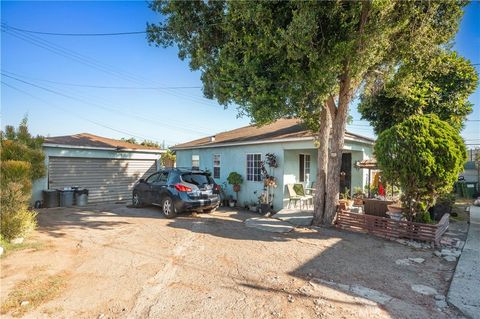 Photo of 150 E 124th Street, Los Angeles, CA 90061 (MLS # DW25235699)