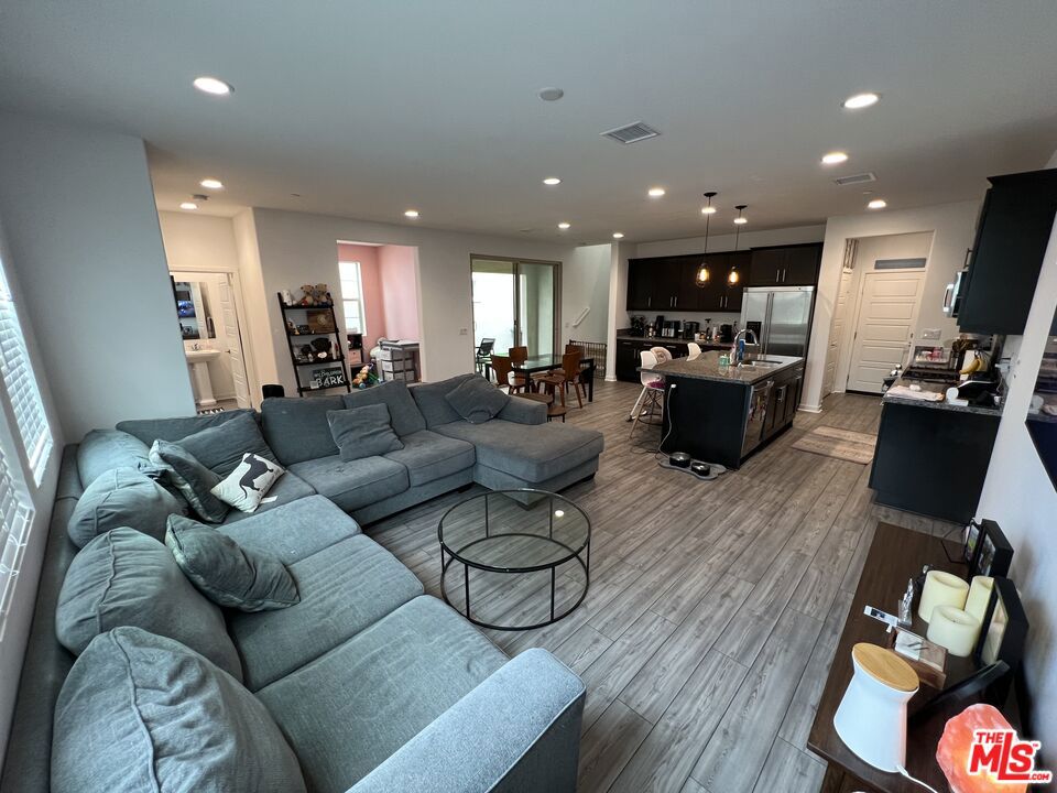 13895 Bell Way