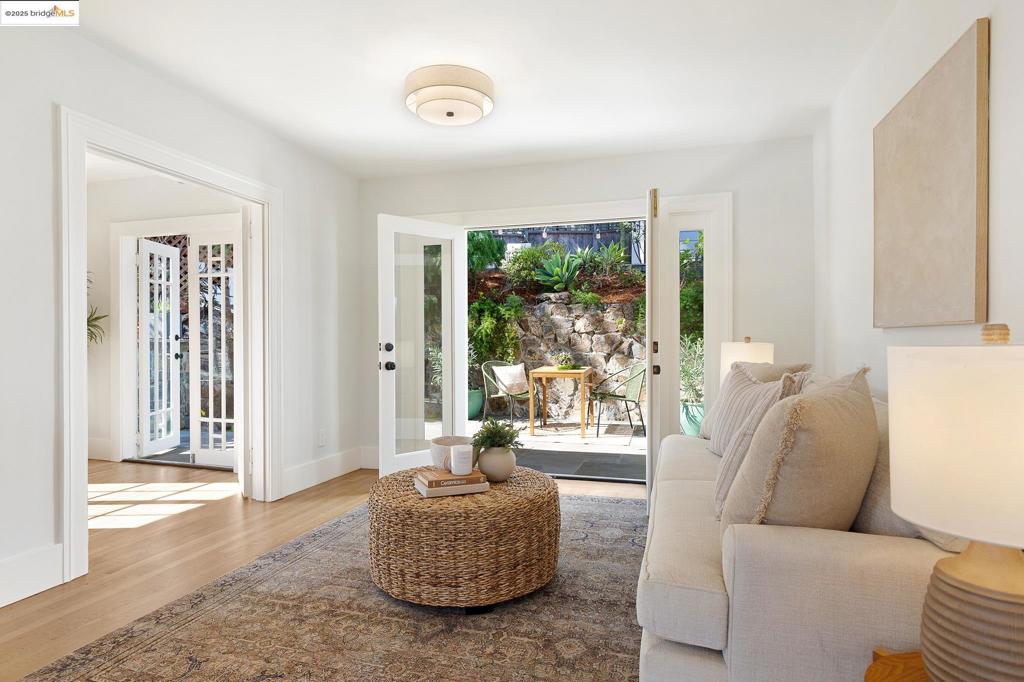 GRAND LAKE - Residential