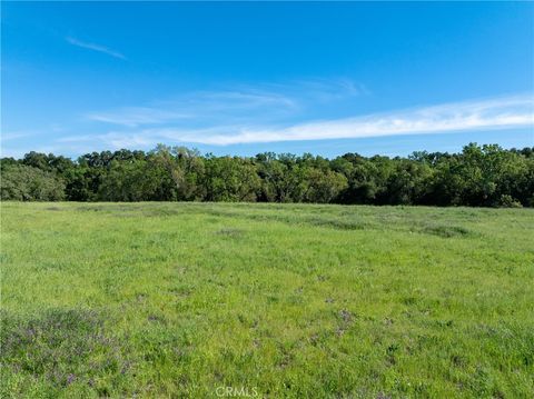 Tiny photo for 8 Championship Lane, Templeton, CA 93465 (MLS # NS26065342)