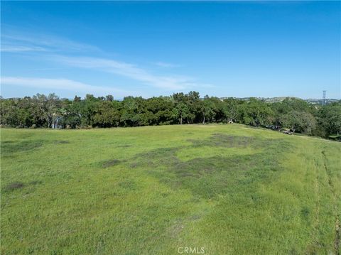 Tiny photo for 8 Championship Lane, Templeton, CA 93465 (MLS # NS26065342)