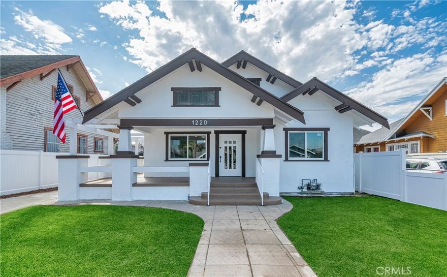 Beautifully updated 3-bedroom, 2-bathroom home with approximately 1,500 sq ft of living space on a generous 7,389 sq ft lot. Features a brand-new kitchen with modern appliances, renovated bathrooms, and a new front AC for year-round comfort. The expansive backyard offers excellent ADU potential, and there’s a flexible space perfect for yoga,  or other activities. Ideally located in South Los Angeles, close to Vermont Square Park, USC, Exposition Park, and the Los Angeles Memorial Coliseum, with nearby schools like Normandie Avenue Elementary and Manual Arts High School, plus convenient access to Walmart, Food 4 Less, and local markets.