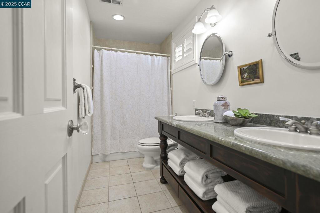 HIDDEN OAK - Residential