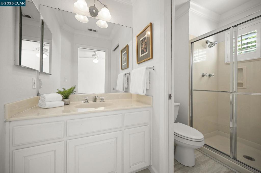 HIDDEN OAK - Residential