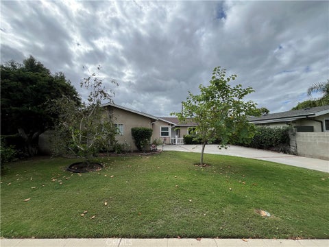 Photo of 16750 Index Street, Granada Hills, CA 91344 (MLS # SR26226622)