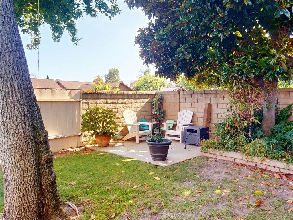 22332 Savona, Laguna Hills CA 92653 - Photo 21