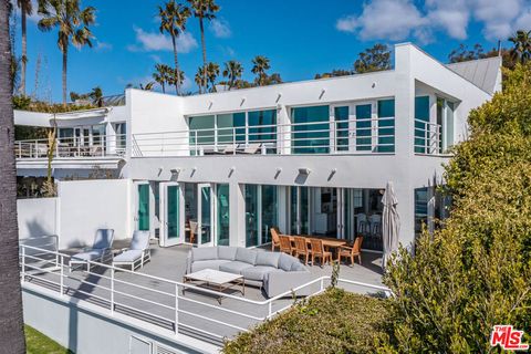 Photo of 27420 Pacific Coast Highway, Malibu, CA 90265 (MLS # 26638211)