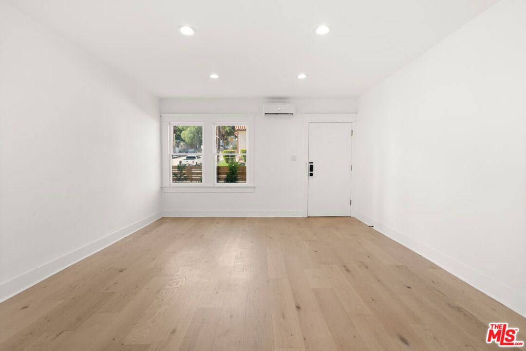 Photo of 1401 Allison Avenue, Los Angeles, CA 90026 (MLS # 26774263)