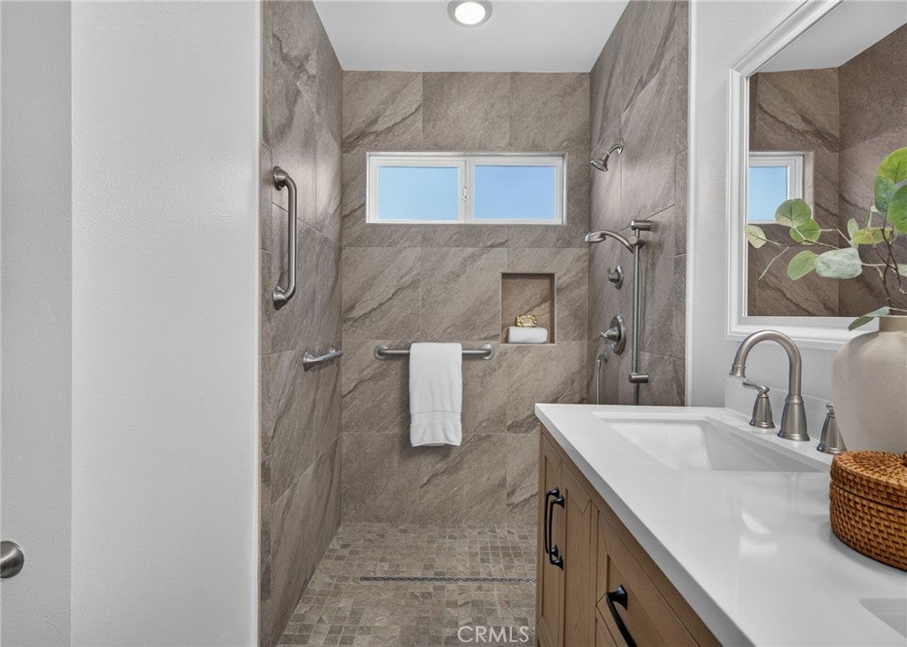 16 Angell Street, Irvine CA 92612 - Photo 26