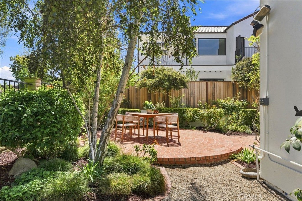 16 Angell Street, Irvine CA 92612 - Photo 48