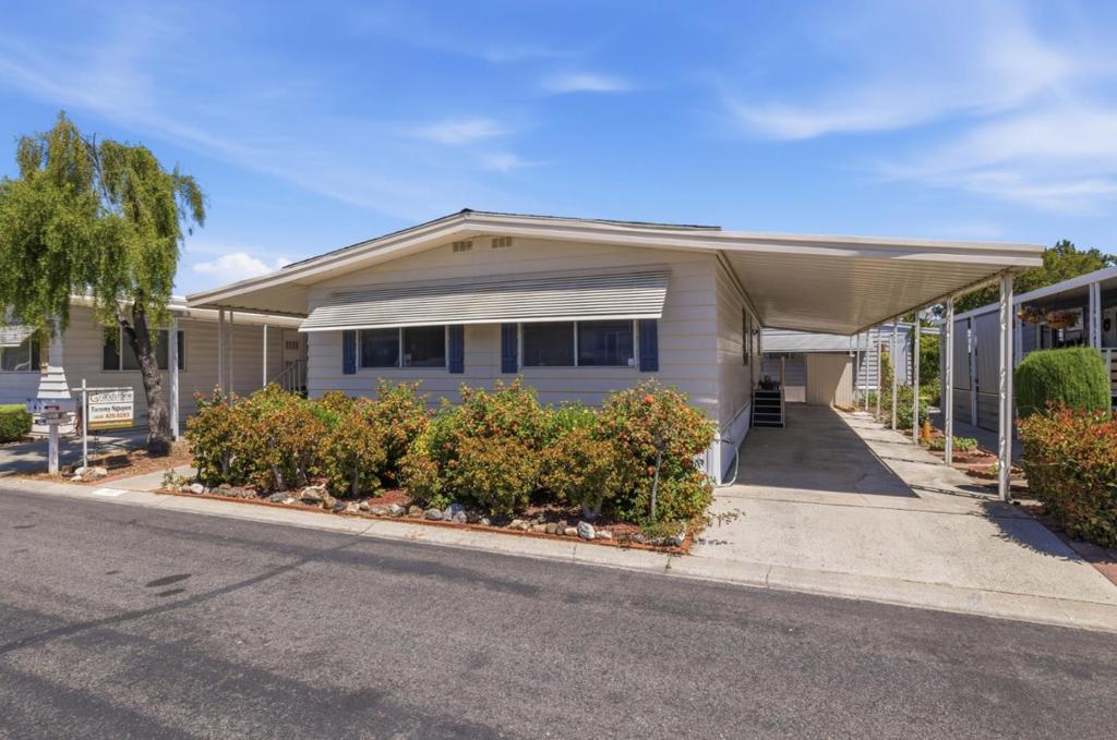 102 Quail Hollow Drive 102