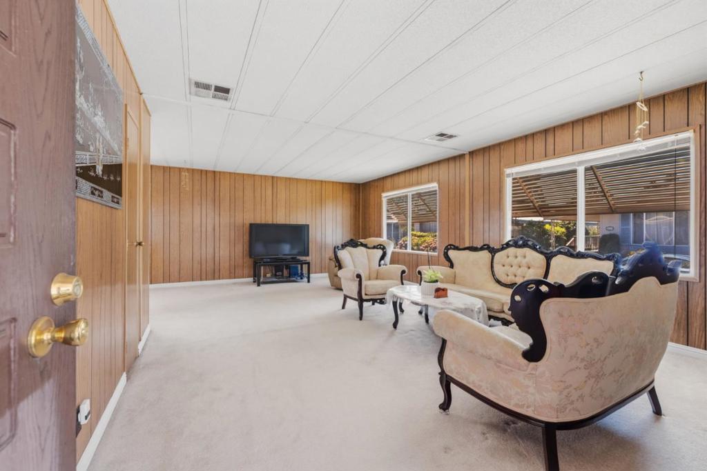 102 Quail Hollow Drive 102
