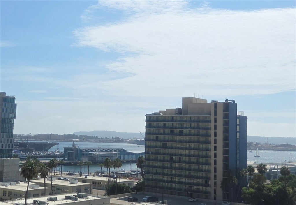 1325 Pacific