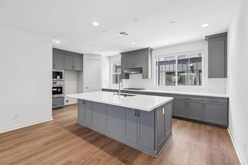 2544 Thyme Way