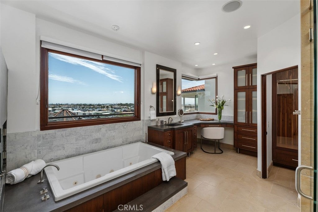 2907 Cliff Drive, Newport Beach CA 92663 - Photo 17