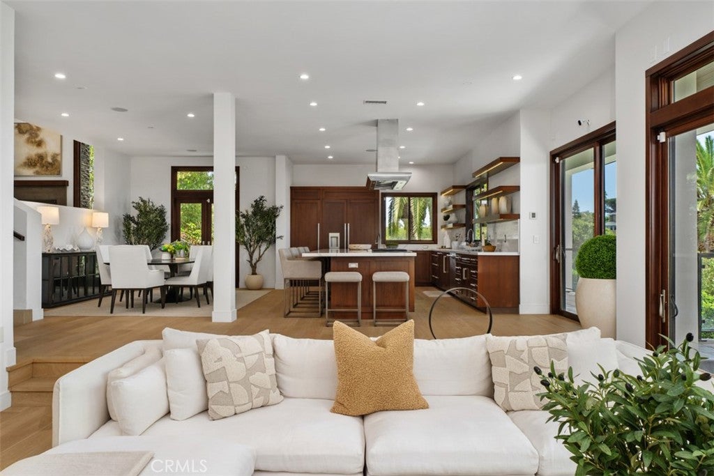 2907 Cliff Drive, Newport Beach CA 92663 - Photo 11