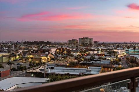 2907 Cliff Drive, Newport Beach, CA 92663 - MLS#: OC26190579