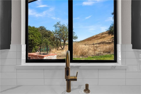 Tiny photo for 3925 Hillcrest DR, Templeton, CA 93465 (MLS # NS26205962)