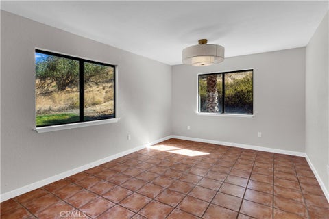 Tiny photo for 3925 Hillcrest DR, Templeton, CA 93465 (MLS # NS26205962)