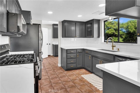 Tiny photo for 3925 Hillcrest DR, Templeton, CA 93465 (MLS # NS26205962)