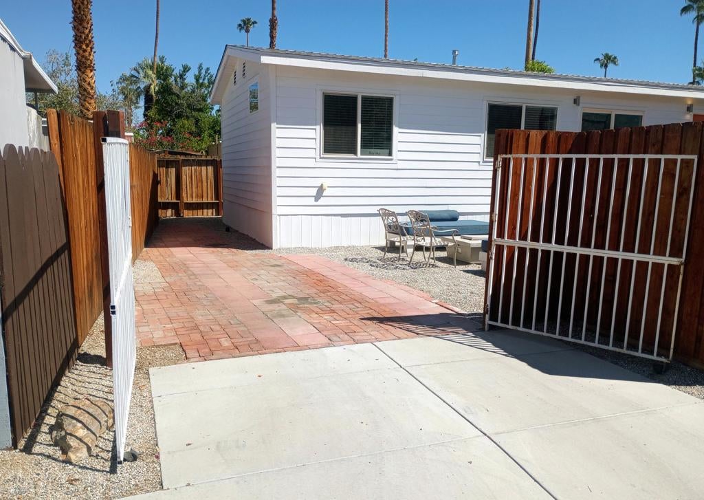 102 Fondulac Street
