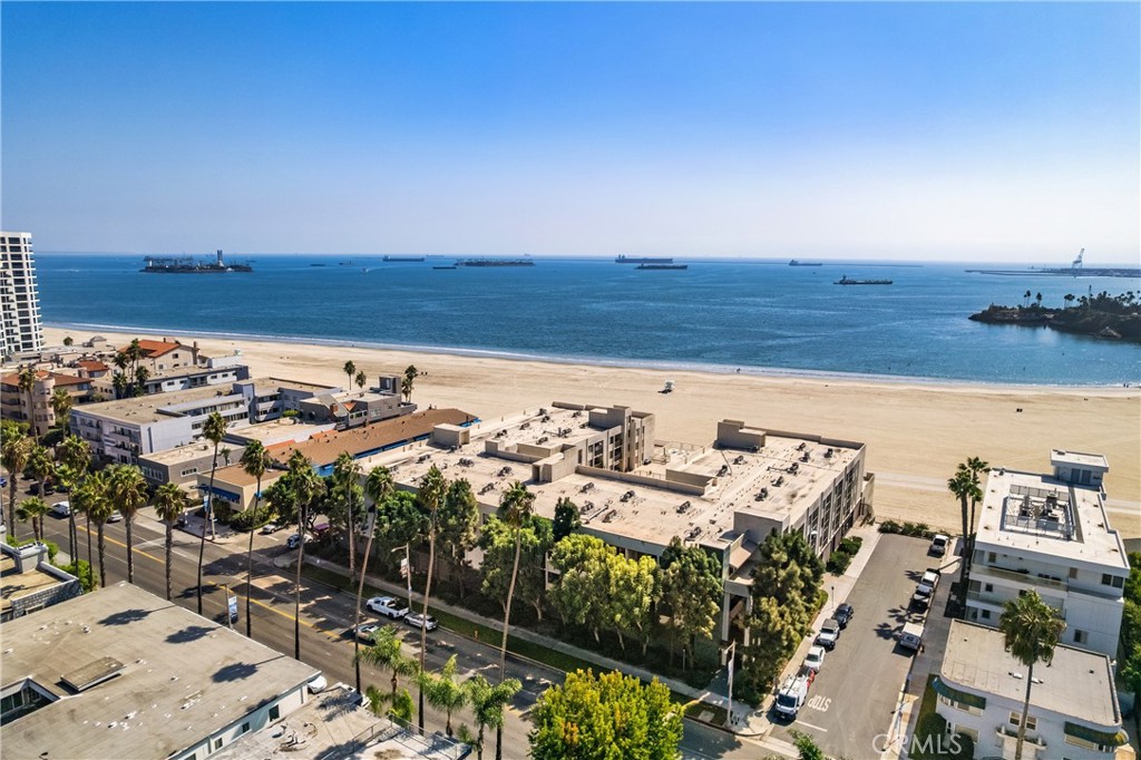 Alamitos Beach (AB) - Residential