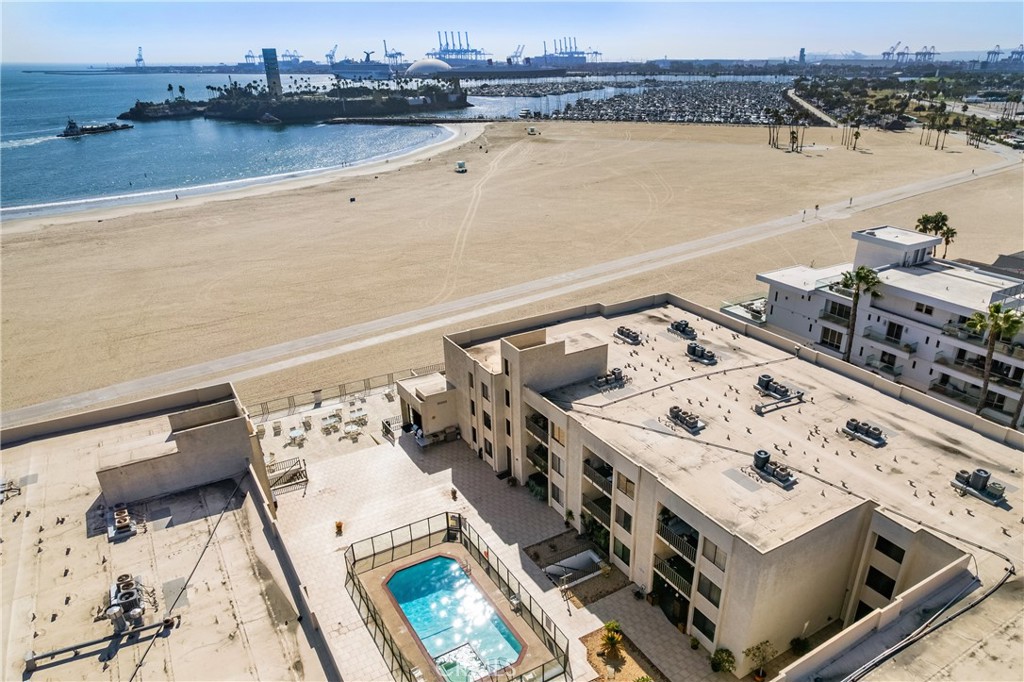 Alamitos Beach (AB) - Residential