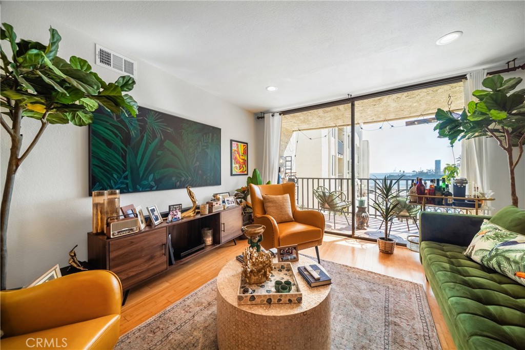 Alamitos Beach (AB) - Residential