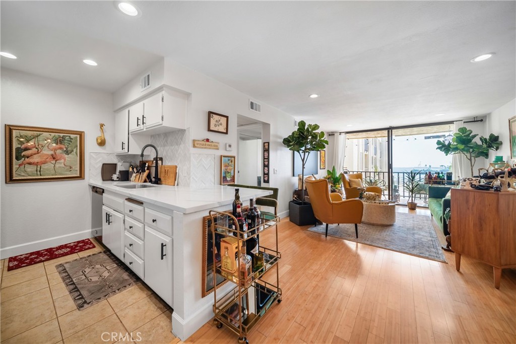 Alamitos Beach (AB) - Residential