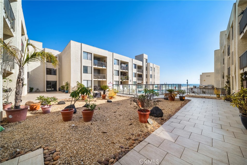Alamitos Beach (AB) - Residential