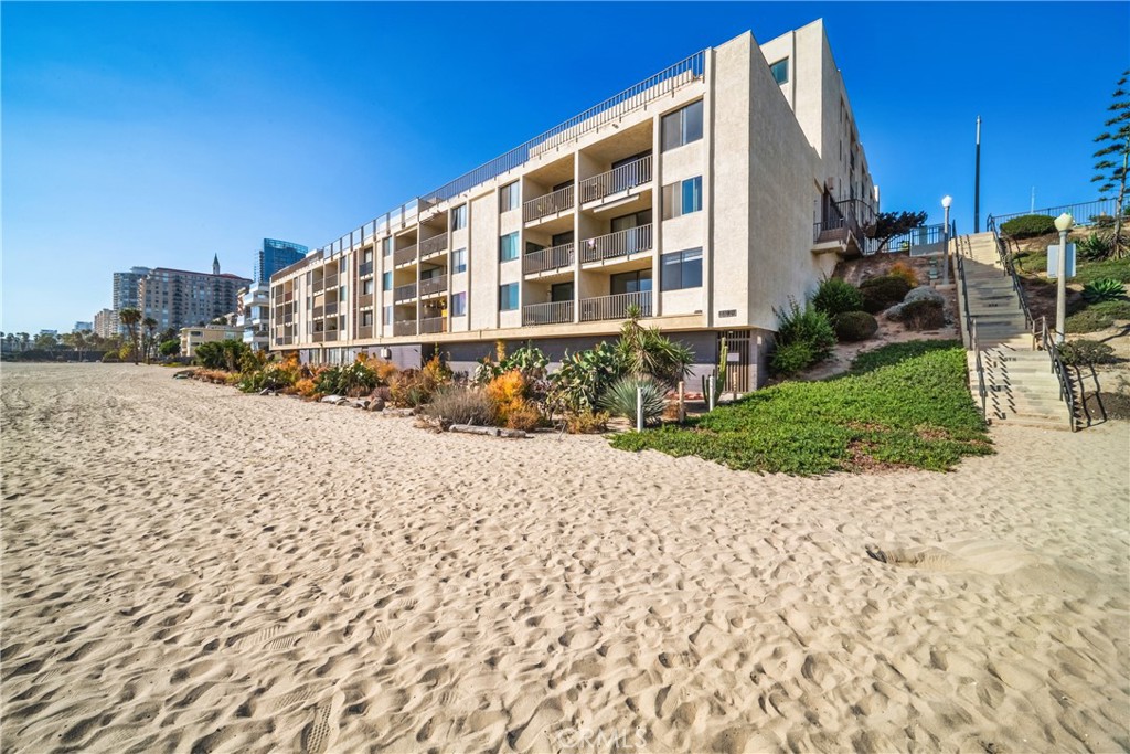 Alamitos Beach (AB) - Residential