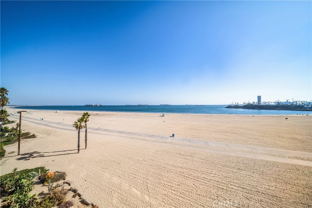 Alamitos Beach (AB) - Residential
