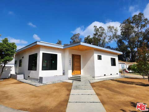 Photo of 16641 McCormick Street, Encino, CA 91436 (MLS # 26873151)