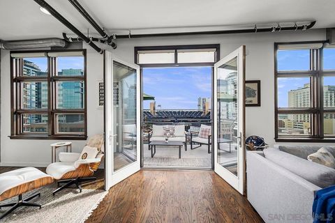 Photo of 877 Island Ave. Ave #907, San Diego, CA 92101 (MLS # 260006006SD)