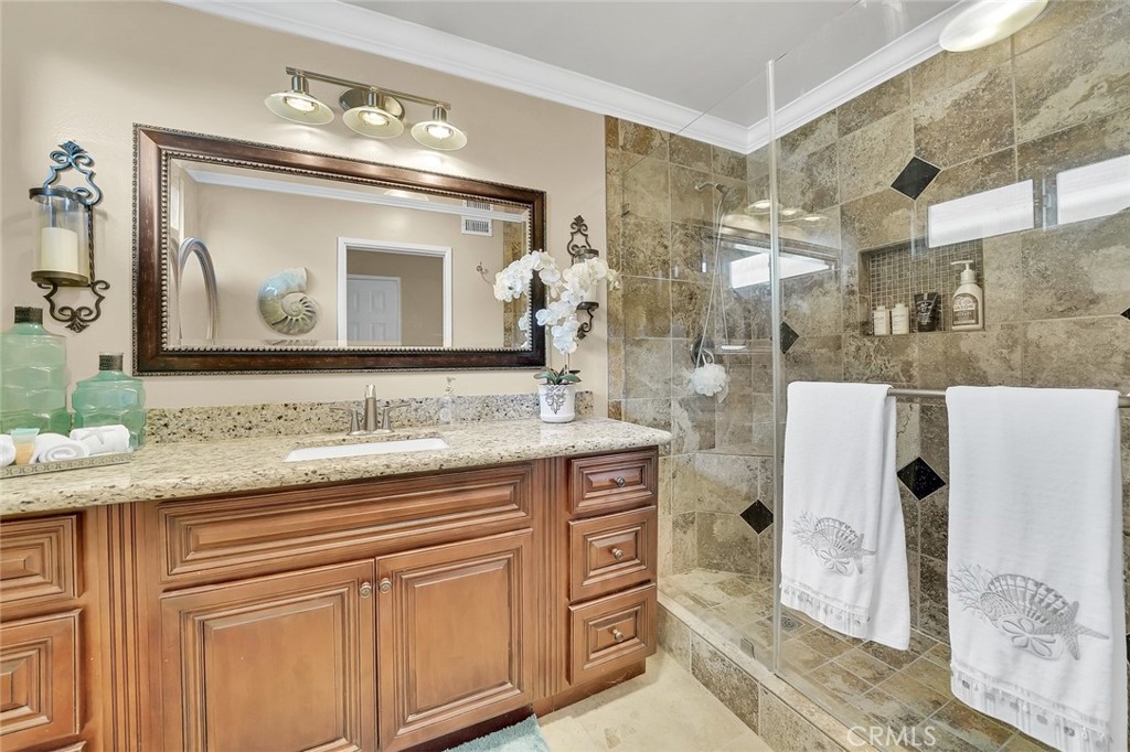 Showcase (SHOW) - Residential